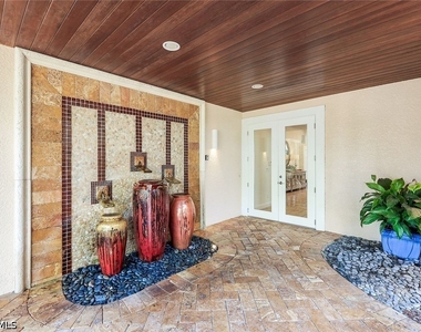 210 Central Avenue - Photo Thumbnail 2