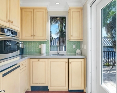 210 Central Avenue - Photo Thumbnail 32