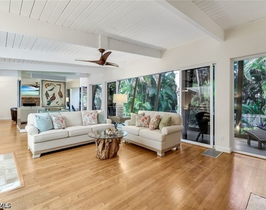 210 Central Avenue - Photo Thumbnail 18