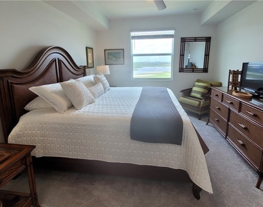5835 Double Eagle Circle - Photo Thumbnail 9