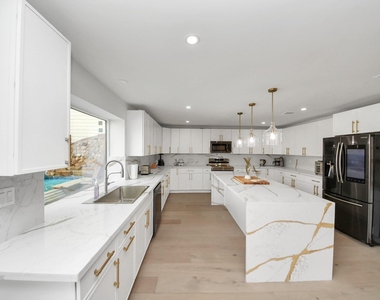 1111 E 27th Street Street - Photo Thumbnail 10