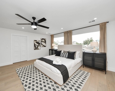 1111 E 27th Street Street - Photo Thumbnail 16