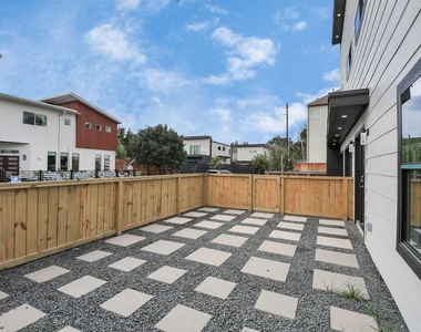 1111 E 27th Street Street - Photo Thumbnail 37