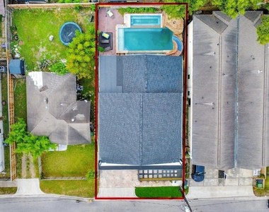 1111 E 27th Street Street - Photo Thumbnail 42