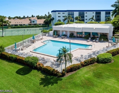 555 Park Shore Drive - Photo Thumbnail 1