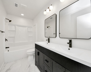 3305 Avenue R - Photo Thumbnail 13