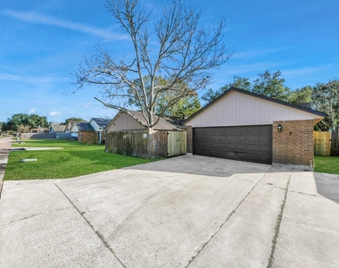 3305 Avenue R - Photo Thumbnail 22