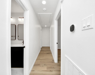 3305 Avenue R - Photo Thumbnail 12