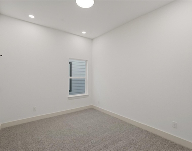 9819 Turnbow Street - Photo Thumbnail 20