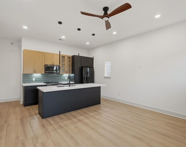 9819 Turnbow Street - Photo Thumbnail 7