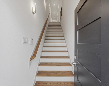 9819 Turnbow Street - Photo Thumbnail 4