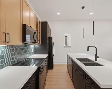 9819 Turnbow Street - Photo Thumbnail 6