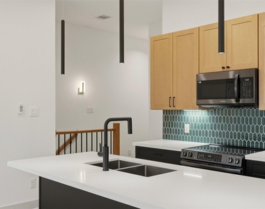 9819 Turnbow Street - Photo Thumbnail 11