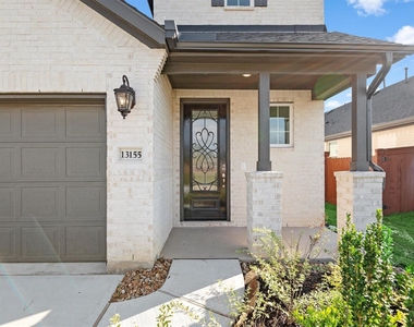 13155 Hidden Village Court - Photo Thumbnail 5