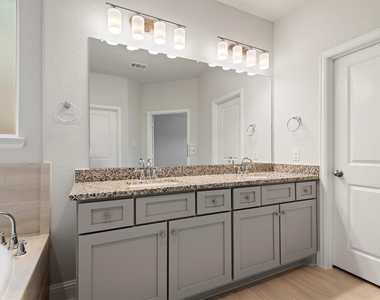 13155 Hidden Village Court - Photo Thumbnail 26