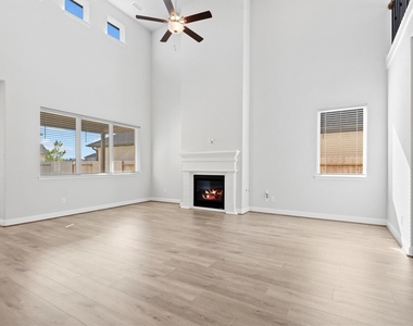 13155 Hidden Village Court - Photo Thumbnail 10