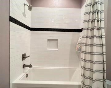 6035 Barrington Avenue - Photo Thumbnail 26