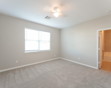 5026 Manor Stone Lane - Photo Thumbnail 7