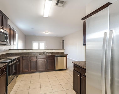 5026 Manor Stone Lane - Photo Thumbnail 6