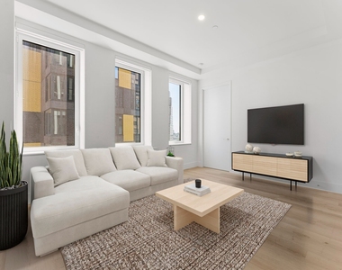 55 Broad Street - Photo Thumbnail 1