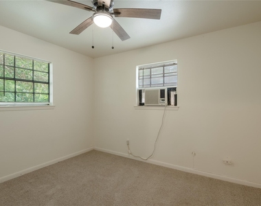 712 Cline Street - Photo Thumbnail 15