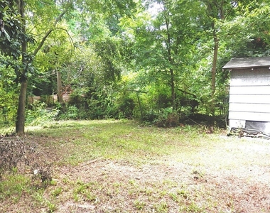 5318 Chennault Road - Photo Thumbnail 14