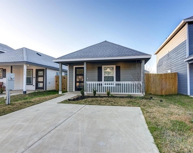 16428 Jasmine Marie Place - Photo Thumbnail 1