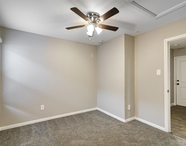 16428 Jasmine Marie Place - Photo Thumbnail 13