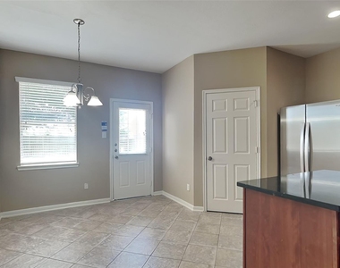 7418 Jacobs Well Drive - Photo Thumbnail 3