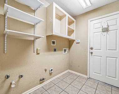 17935 Rose Hill Park Lane - Photo Thumbnail 21