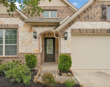 2414 Willow Fall Lane - Photo Thumbnail 2