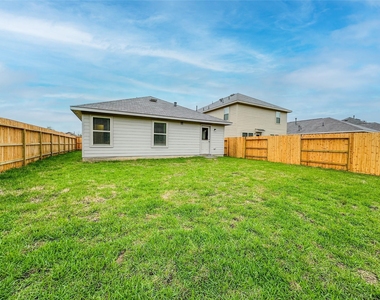 1515 Las Cuevas Drive - Photo Thumbnail 24