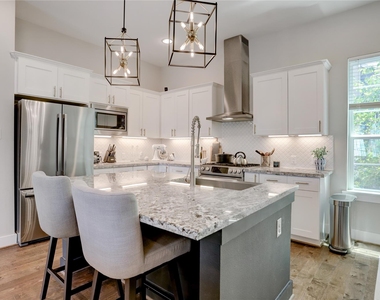 4511 Maxie Street - Photo Thumbnail 7