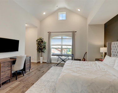 4511 Maxie Street - Photo Thumbnail 17