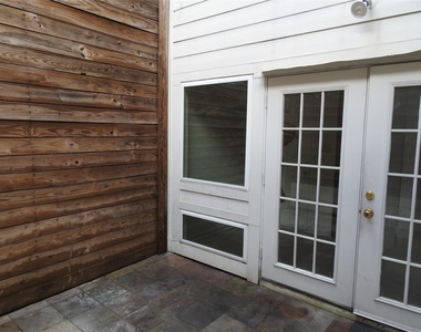 218 Stratford Street - Photo Thumbnail 28