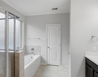 2244 Ivy Wall Drive - Photo Thumbnail 23