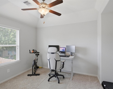 2244 Ivy Wall Drive - Photo Thumbnail 14