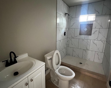 1801 Norlinda Street - Photo Thumbnail 11