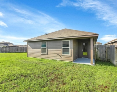 16831 Silent Pines Court - Photo Thumbnail 27