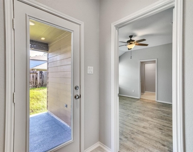16831 Silent Pines Court - Photo Thumbnail 13