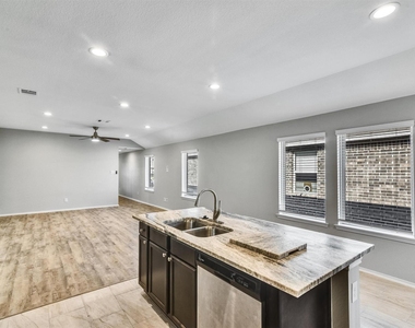 16831 Silent Pines Court - Photo Thumbnail 12