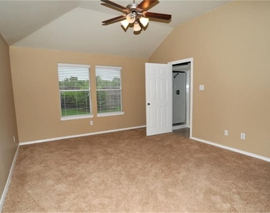 872 Rock Harbor Lane - Photo Thumbnail 19
