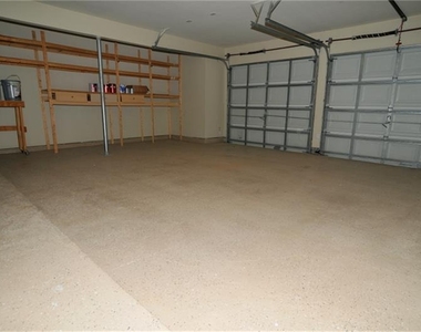 872 Rock Harbor Lane - Photo Thumbnail 14