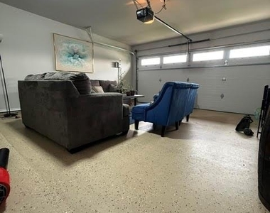 3907 Sparkman Lane - Photo Thumbnail 10