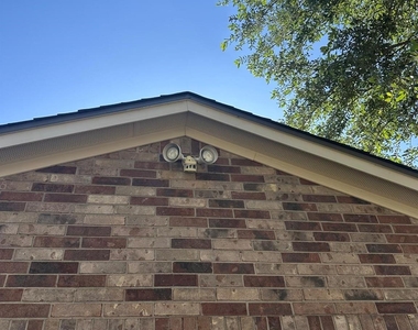 5911 Llano Creek Drive - Photo Thumbnail 7