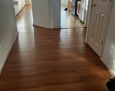 5911 Llano Creek Drive - Photo Thumbnail 4