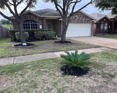 5911 Llano Creek Drive - Photo Thumbnail 3