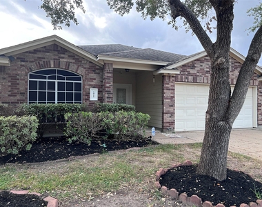 5911 Llano Creek Drive - Photo Thumbnail 2