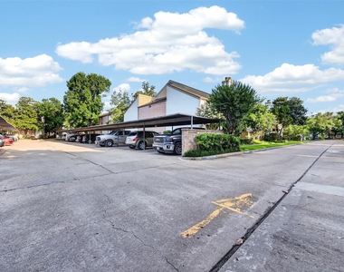 10053 Westpark Drive - Photo Thumbnail 27
