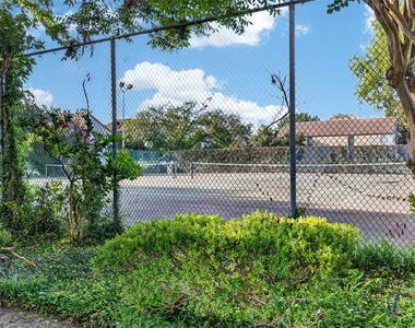 10053 Westpark Drive - Photo Thumbnail 30